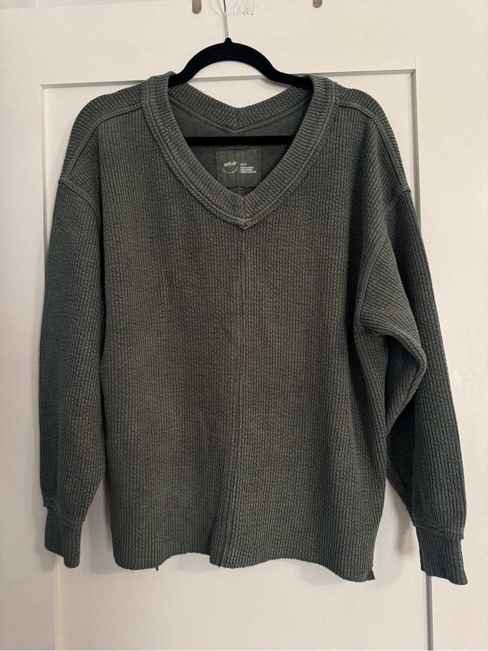 aerie Women’s V-Neck Thermal Top - Dark Forest Green